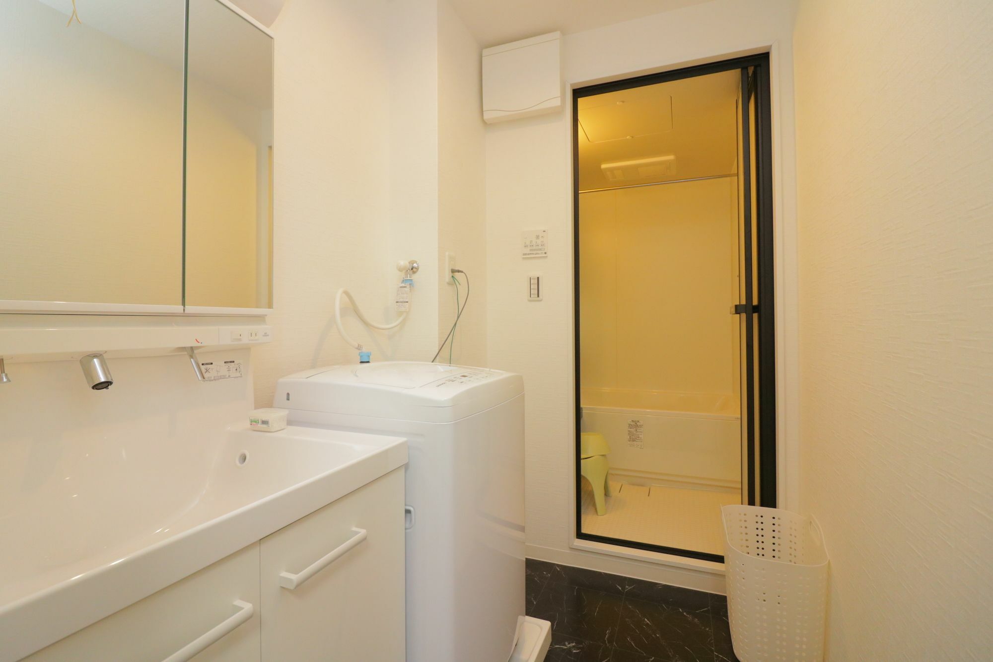 Hg Cozy Hotel No 36 蒲生四丁目駅前 Osaka Exteriör bild